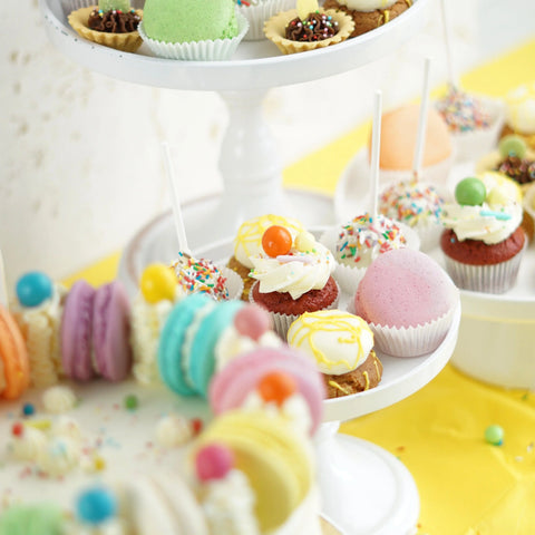 Happy Birthday Box: Taart & Sweets (22-25 personen)