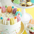 Happy Birthday Box: Cake & Sweets (100 personen) - Sweet Vibes