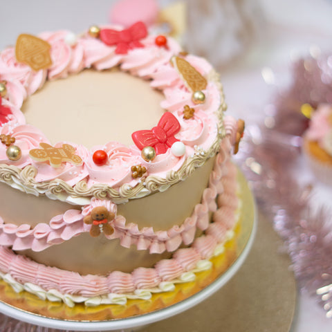 Pink Christmas Wreath Cake