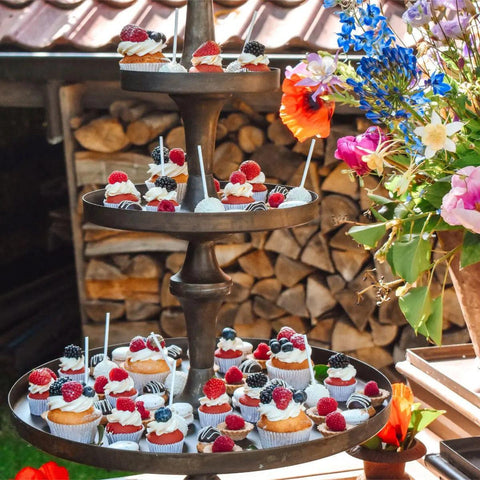 Rustieke Box Cake & Sweets bestellen – Voor 75 personen - Sweet Vibes